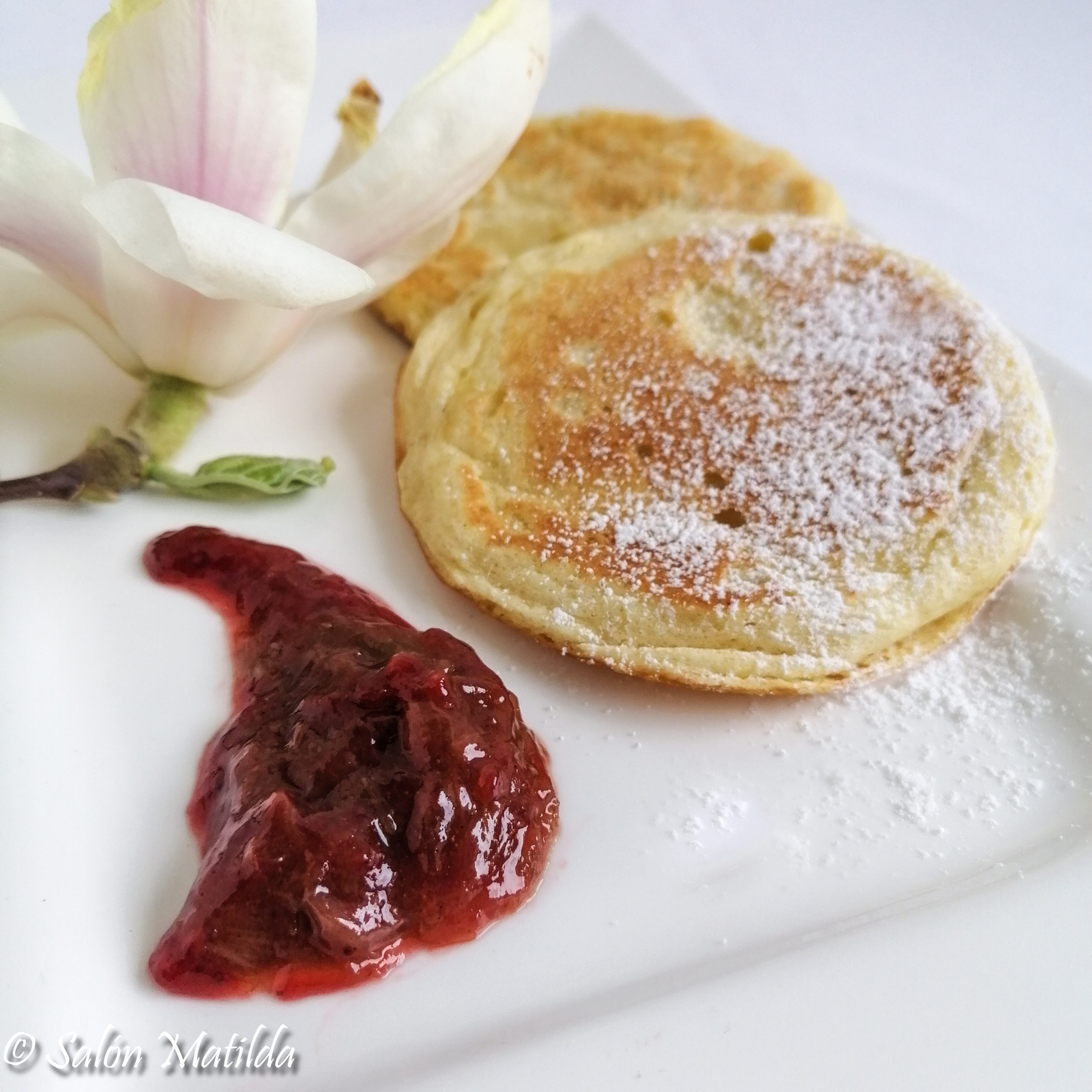 Pancake, Rhabarber, Erdbeere